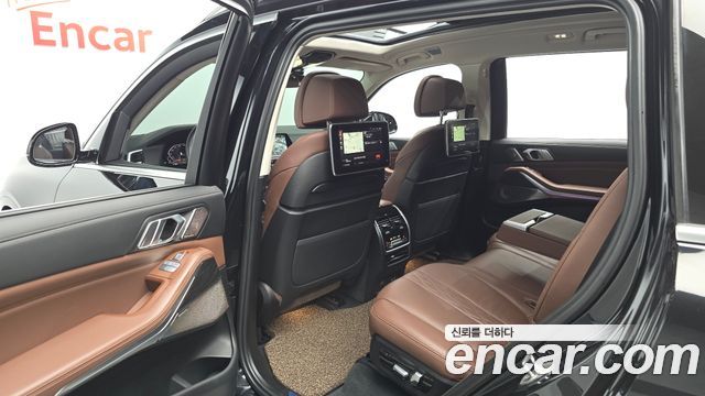 BMW X7 xDrive 40i Design Pure Excellence 7-Seater