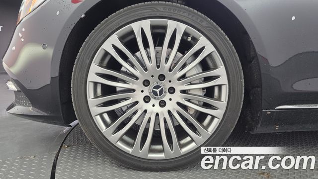 Mercedes-Benz S-Class S560L 4MATIC