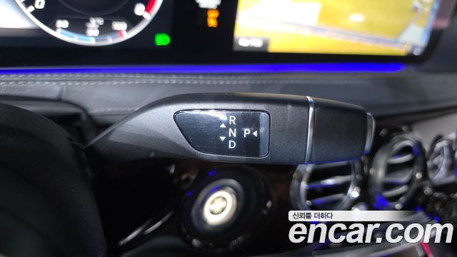 Mercedes-Benz S-Class S560L 4MATIC