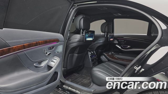 Mercedes-Benz S-Class S560L 4MATIC