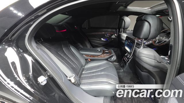 Mercedes-Benz S-Class S560L 4MATIC