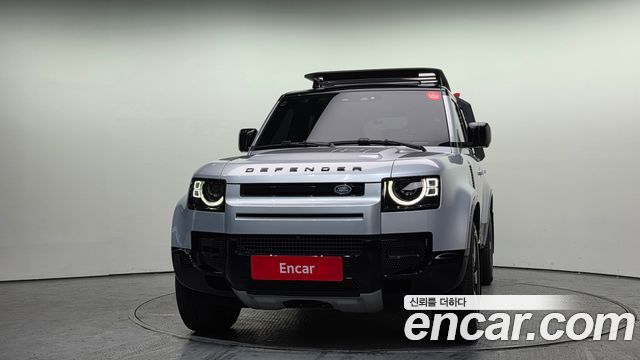 Land Rover Defender 110 P300 X-Dynamic SE