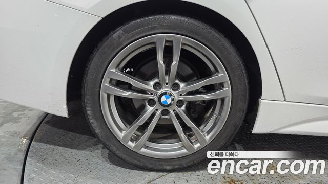BMW 3-Series 320i M Sport