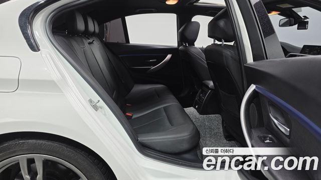 BMW 3-Series 320i M Sport
