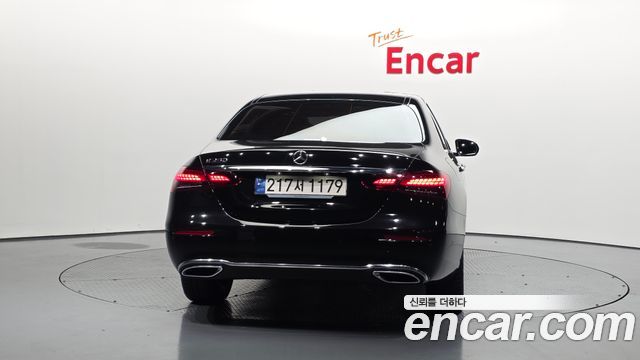 Mercedes-Benz E-Class E250 Avantgarde