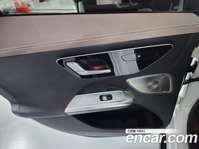 Mercedes-Benz EQE V295 EQE350+