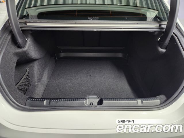 Mercedes-Benz EQE V295 EQE350+