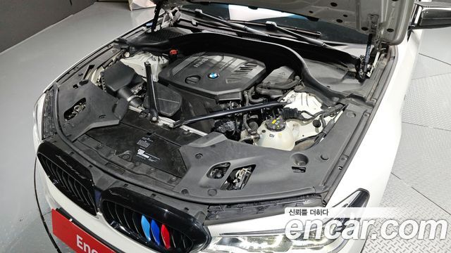 BMW 5-Series 520d M Sport Package Plus