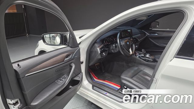 BMW 5-Series 520d M Sport Package Plus