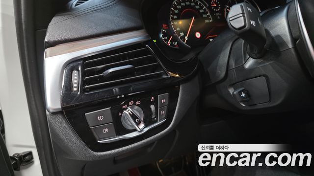 BMW 5-Series 520d M Sport Package Plus