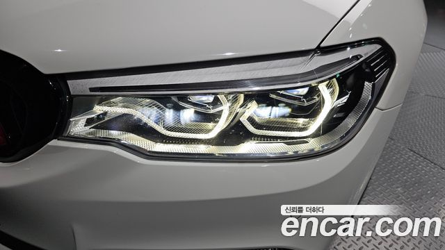 BMW 5-Series 520d M Sport Package Plus