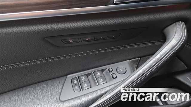 BMW 5-Series 520d M Sport Package Plus
