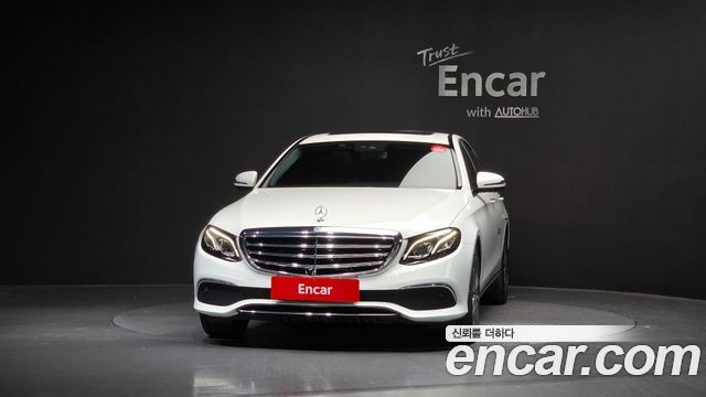 Mercedes-Benz E-Class E300 Exclusive