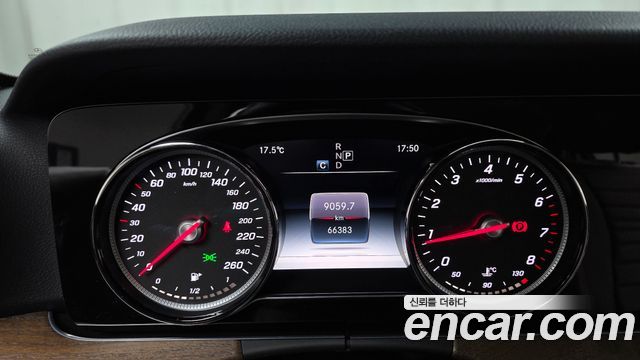 Mercedes-Benz E-Class E300 Exclusive