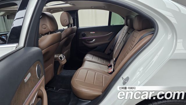 Mercedes-Benz E-Class E300 Exclusive