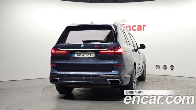 BMW X7 M50i 6STR