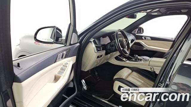 BMW X7 M50i 6STR