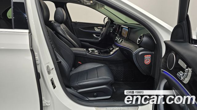Mercedes-Benz E-Class E220d Avantgarde