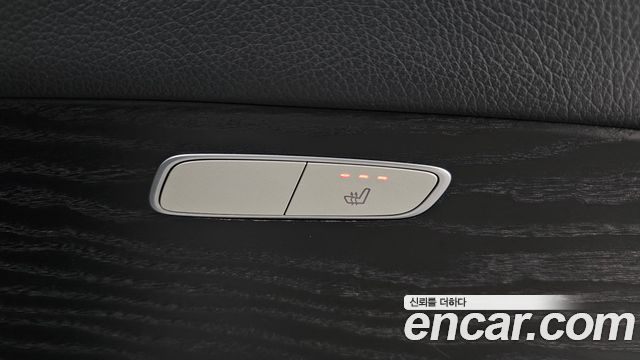 Mercedes-Benz E-Class E220d Avantgarde