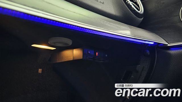 Mercedes-Benz E-Class E220d Avantgarde