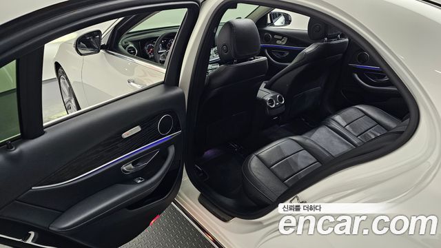 Mercedes-Benz E-Class E220d Avantgarde