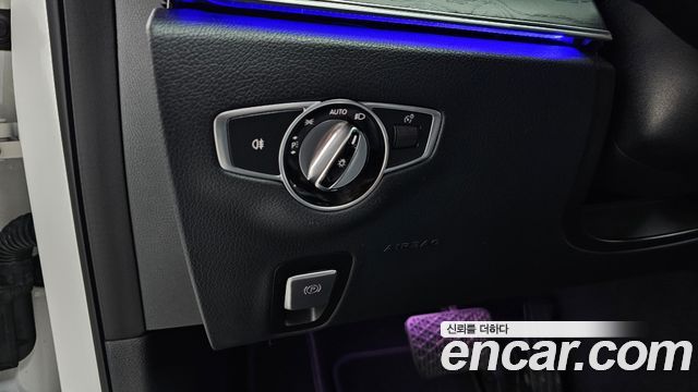Mercedes-Benz E-Class E220d Avantgarde