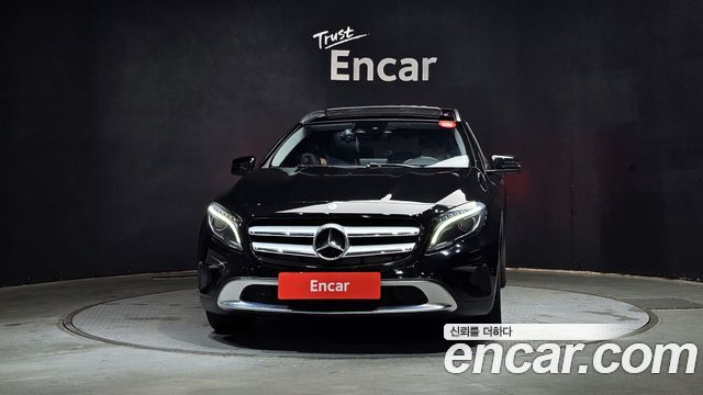 Mercedes-Benz GLA-Class GLA200 d