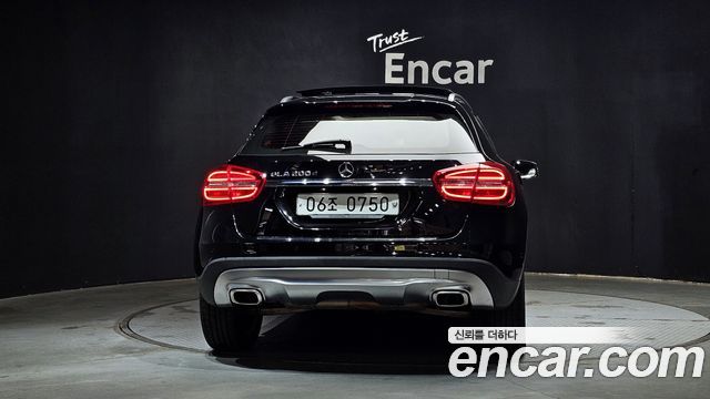 Mercedes-Benz GLA-Class GLA200 d