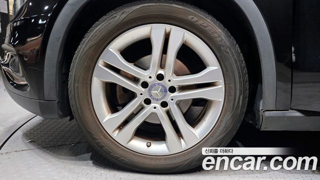 Mercedes-Benz GLA-Class GLA200 d