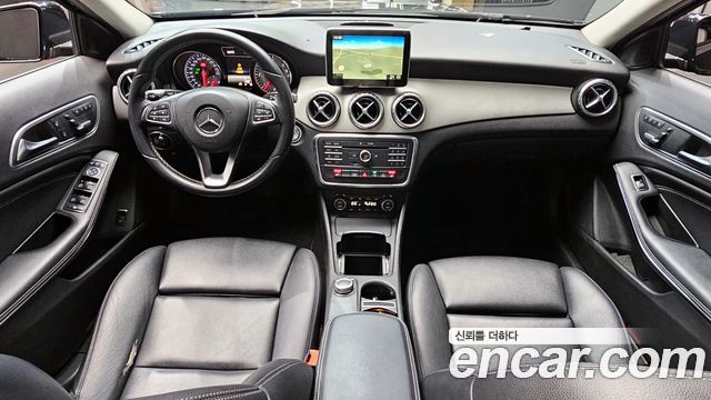 Mercedes-Benz GLA-Class GLA200 d