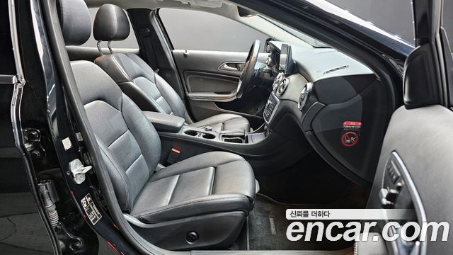 Mercedes-Benz GLA-Class GLA200 d