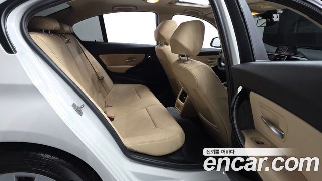 BMW 3-Series 320d