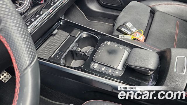 Mercedes-Benz GLB-Class GLB250 4MATIC