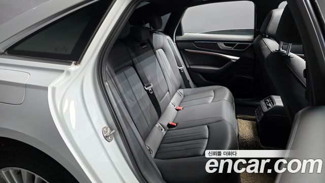 Audi A6 45 TFSI Premium