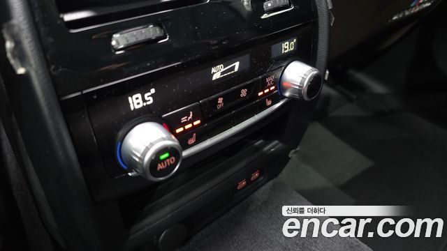 BMW 5-Series 530i Luxury