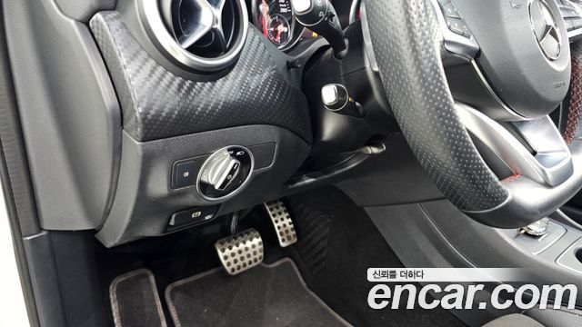 Mercedes-Benz A-Class A200 AMG Line