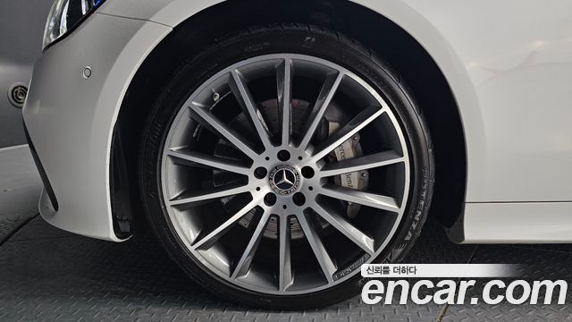 Mercedes-Benz E-Class E450 4MATIC Cabriolet