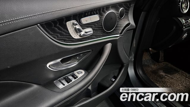 Mercedes-Benz E-Class E220d Coupe