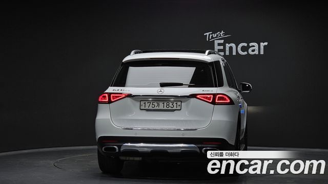 Mercedes-Benz GLE-Class GLE300d 4MATIC