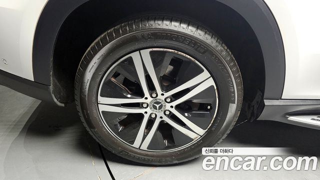 Mercedes-Benz GLE-Class GLE300d 4MATIC