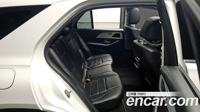 Mercedes-Benz GLE-Class GLE300d 4MATIC