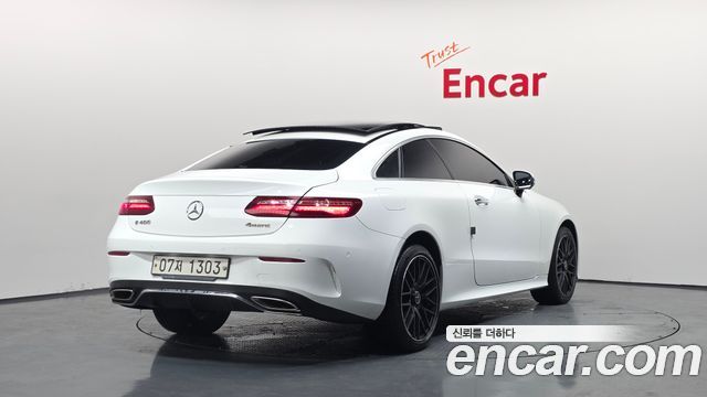 Mercedes-Benz E-Class E400 4MATIC Coupe