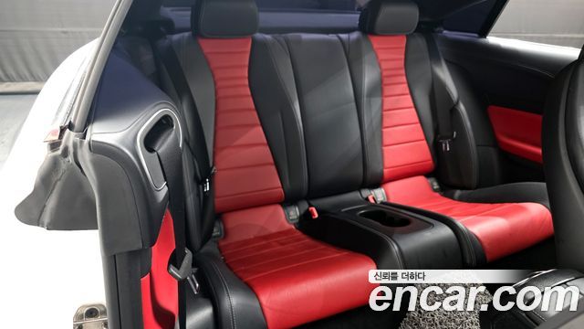 Mercedes-Benz E-Class E400 4MATIC Coupe