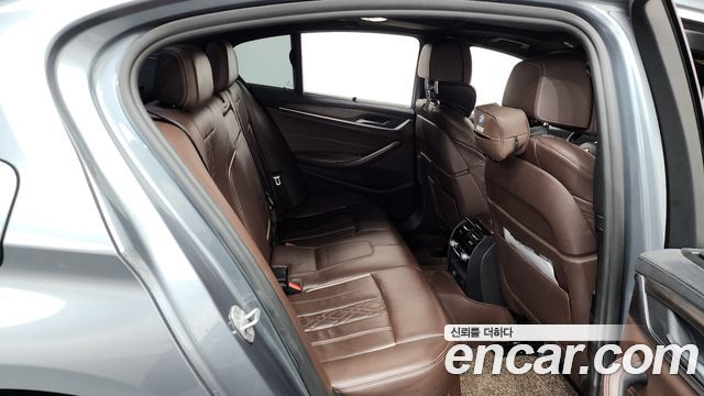 BMW 5-Series 520d M Sport Package Plus