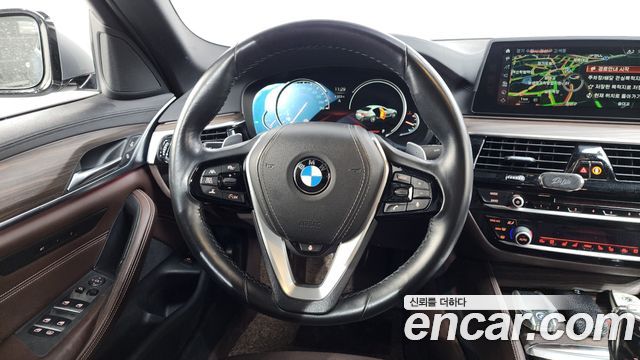 BMW 5-Series 520d M Sport Package Plus