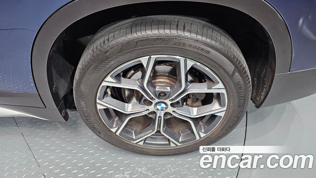 BMW X1 xDrive 20i xLine