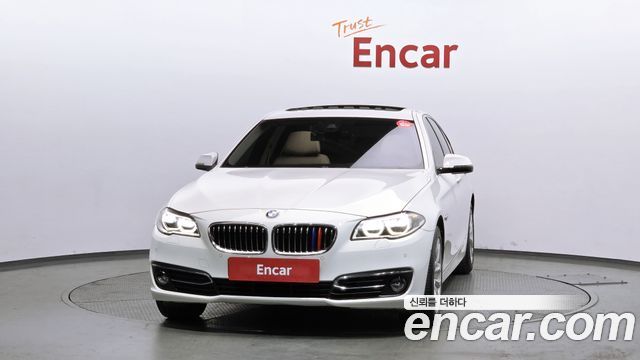 BMW 5-Series 528i xDrive Luxury Plus