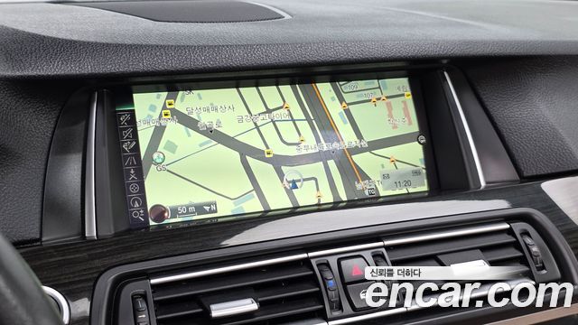 BMW 5-Series 528i xDrive Luxury Plus