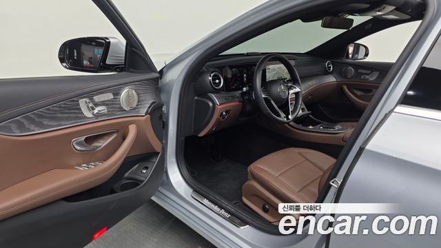Mercedes-Benz E-Class E350 4MATIC Avantgarde