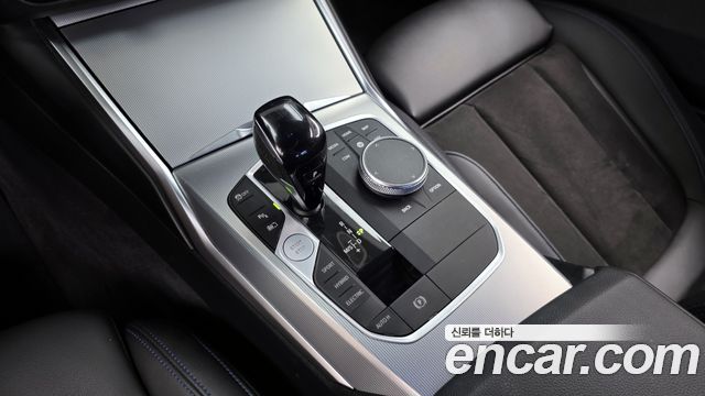 BMW 3-Series 320e M Sports